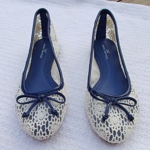 Brooks brothers navy and white lace shoes size 6 1/2